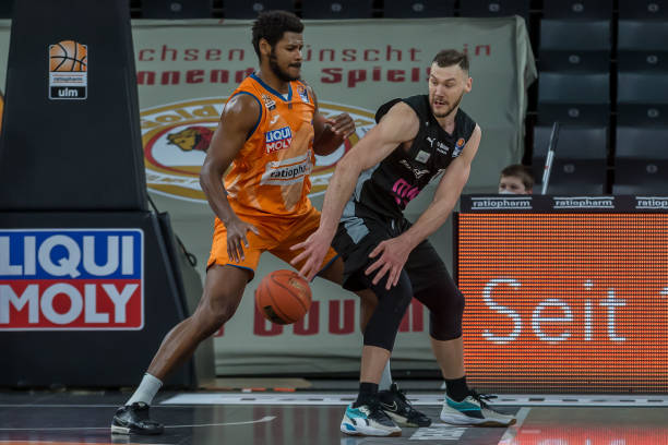 王者集结！2021首届王者荣耀微博杯总决赛今日开战